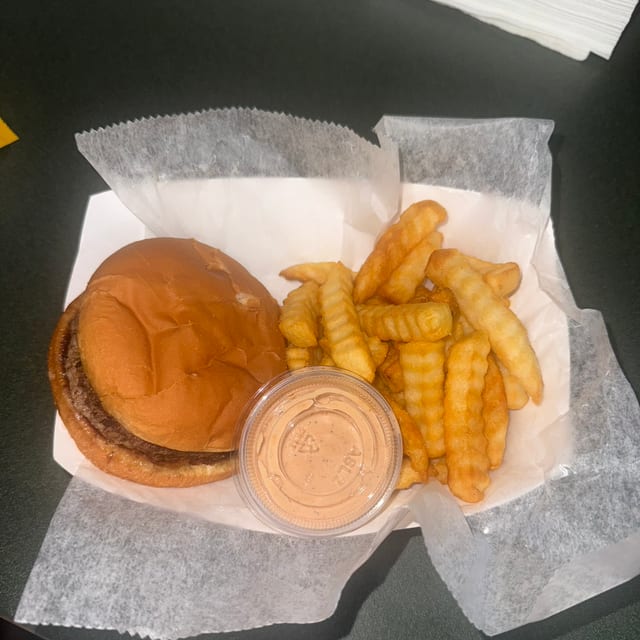 Angus Burger Combo.